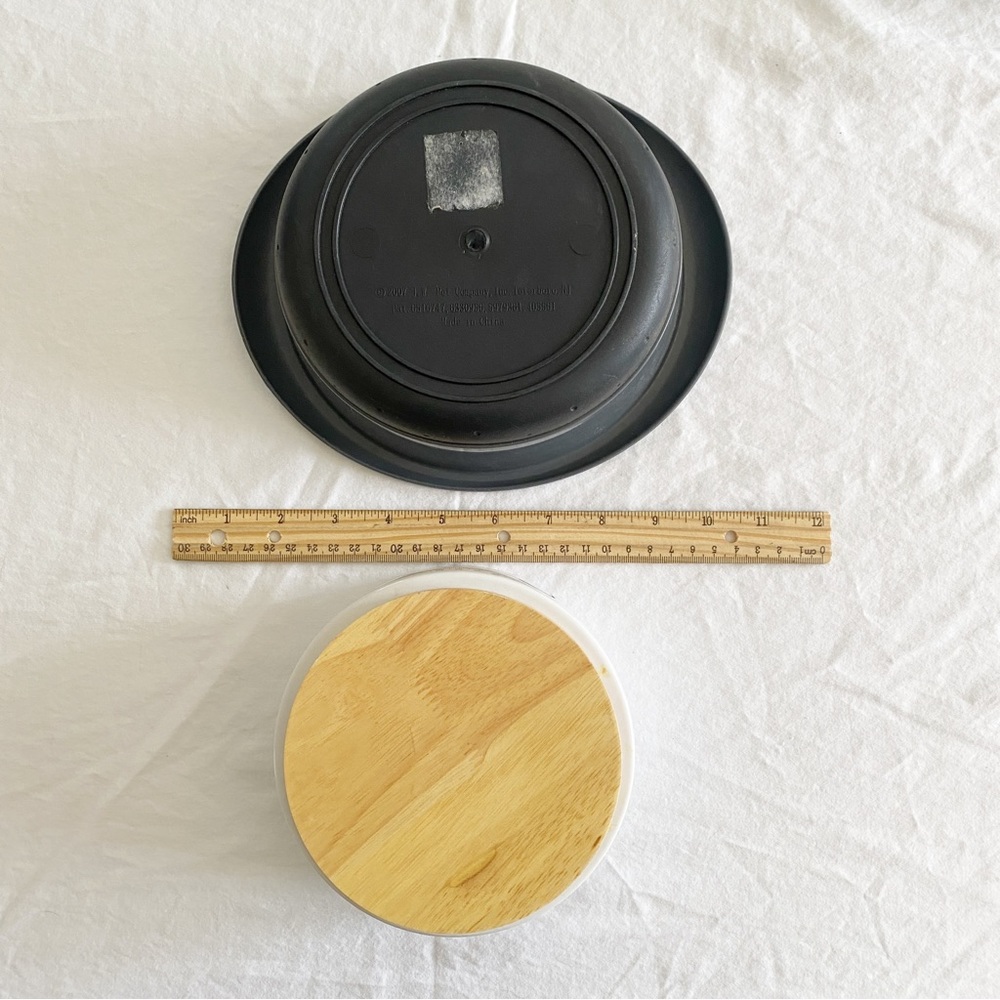 Pet Bowls (set of three) - Picture 5 of 8